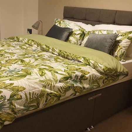 Stunning 2-Bed Apartment In Manchester City Centre מנצ'סטר מראה חיצוני תמונה