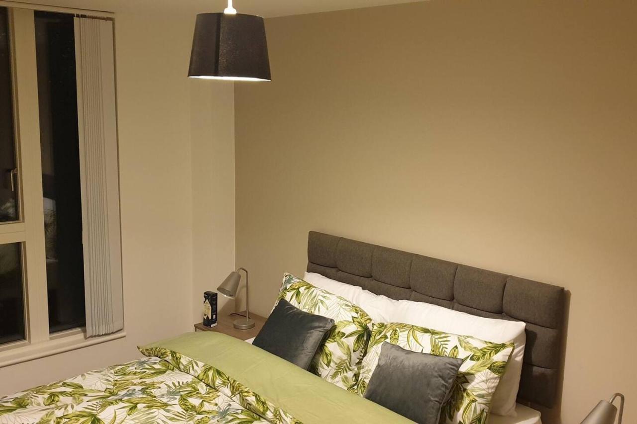 Stunning 2-Bed Apartment In Manchester City Centre מנצ'סטר מראה חיצוני תמונה